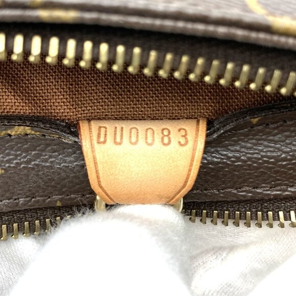 LOUIS VUITTON Brown Monogram Tote Bag - Picture 10 of 12